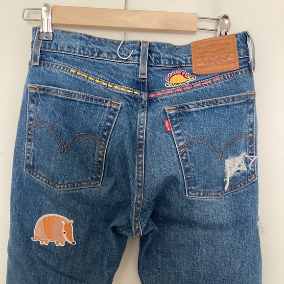 Levi’s Wedge Straight Jeans 24 Custom paint splatter Armadillo Dinosaur Patches - Picture 5 of 16